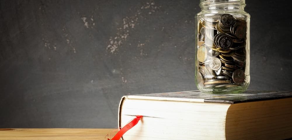 על מי מוטלת החובה לתשלום דמי ועד בית כאשר הנכס מושכר?